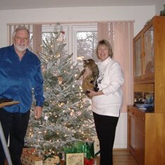 Thad, Sarah, Cat - Christmas 2005