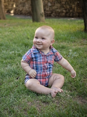 Sawyer Daniel Moles