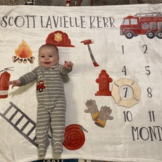Baby Scottie turned 7 months old yesterday! Xoxox 