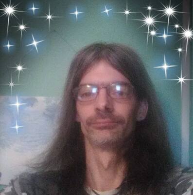 Scott W Vanausdal
