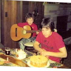 scott playing guitar 1975
