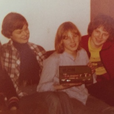 Sharon and kids 1977