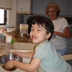 Grandma taught the kids to bake