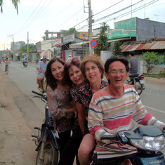 Vietnam transportation in 2004.