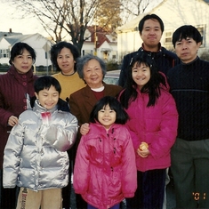 陈诗豪先生及家人