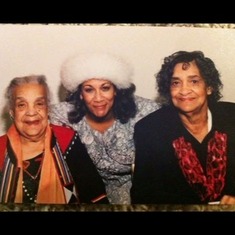 Mama, (Naomi L Robinson), Jeanette and Mother