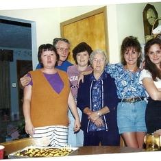 Sandy, Dad,Mom, Grandma Ford, Me & Tricia 1994