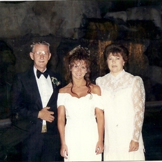 Daddy, Me & Momma ....my wedding day in Florida 1995