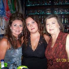 Me, Tricia and Mom (Colgate Country Showdown 2008)