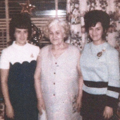 Aunt Vernie Gram and Mom