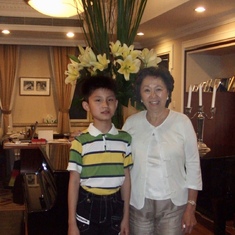 Young Niu Niu with Shirley in Shanghai 