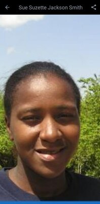 Simone R Jackson