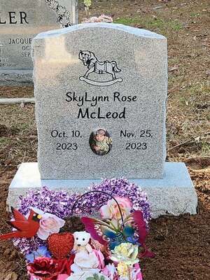 SkyLynn Rose Mcleod