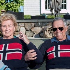 Skip “stole” a too small Norwegian sweater, his flag was very stretched