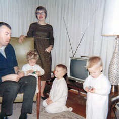 Stan & Nan & kids 64