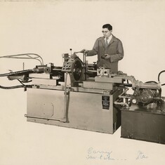 1947 Stan Ovshinsky and his Benjamin Automatic