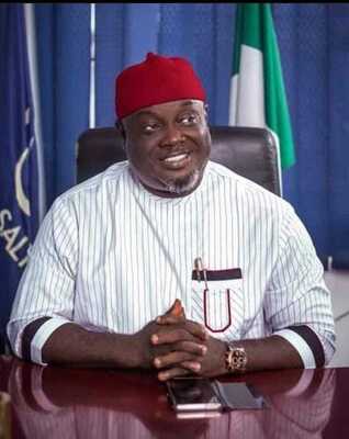 Dr Stanley Afamefune
