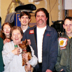 Steve with cousins Bill and Lee Caskey and their family.