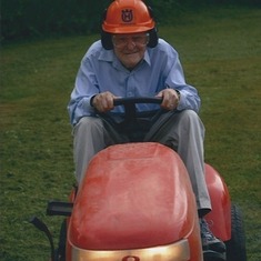 Dad on mowing in Lee, 2008