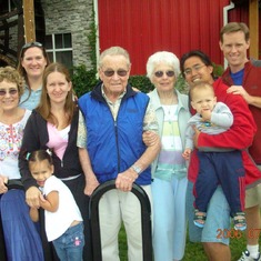 Stub and Family in 2006 Bob's Red Mill