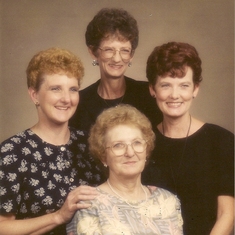 Mom and the Stimson Sisters - Portrait