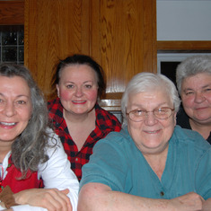 JoAnne, Sue Ann, Mom Hoefler & Peg - Christmas 2008