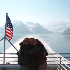 August 2005 Another Family Alaska Adventure - Wild Life Tour  - JoAnne, Sue Ann and niece Brenda