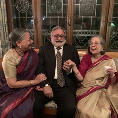 Laughing with sister and Aunt 2019? Switzerland