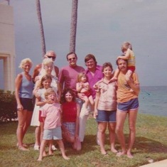 Mom, Papa, Great Mimi, Natalie, Mark, Marlene, Scott, Bill, Terri, Debbie, Uncle Mark, & Chris. Taken in Florida