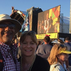 Susan and Rajeev at Earth, Wind and Fire show at Jazz Fest.