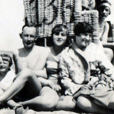 1928-Sue with her Dad and friends at the beach in Chicago.