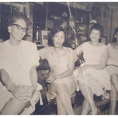 Sylvia with sisters Lucy, Helen and friend (Mansfield, Ohio)