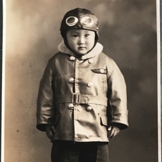 Symon as a young boy, 1932
