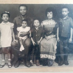 Mum with Dad and first 4 kids