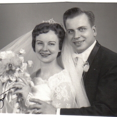 Theresa and LeRoy, Wedding; Nov 19, 1960