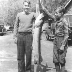 1940 - Tom Catchs a Whopper With Uncle Bill's Help