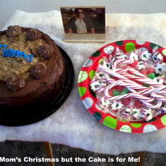 2013 - Mom's Christmas but the Cake is for Me!