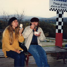 1990 Oct Tom and Lo in Vermont