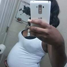 Another pic of Siah in her mommy's belly