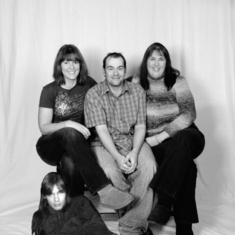 Todd's sister Lennea, brother Terry and sister Michelle