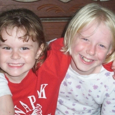 Trista (blonde) and her younger cousin Madison