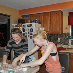 Tris and Dani baking cookies