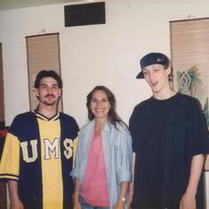 Val, Shawn & Troy 19980032