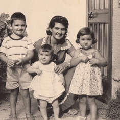 Vera with her three oldest children David, Sylvia, and Clara