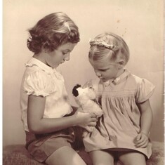 Vera and Dona c. 1940 in California