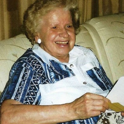 Vera Macere