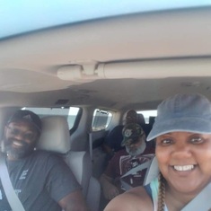 Road trip with our parents 