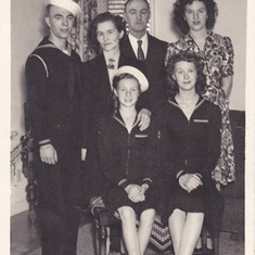 Portsche family 1943