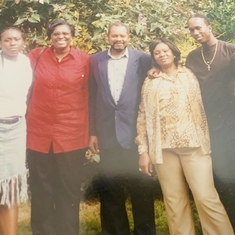 Family pic - From left, our elder dghtr Eve, Vickie, Chief Ngozi, Flo, Chris, Vick & Dave