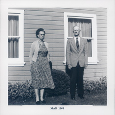 Anna May (Blackburn) and Gene Howell - Victor's parents in front of their farmhouse in Marina, California